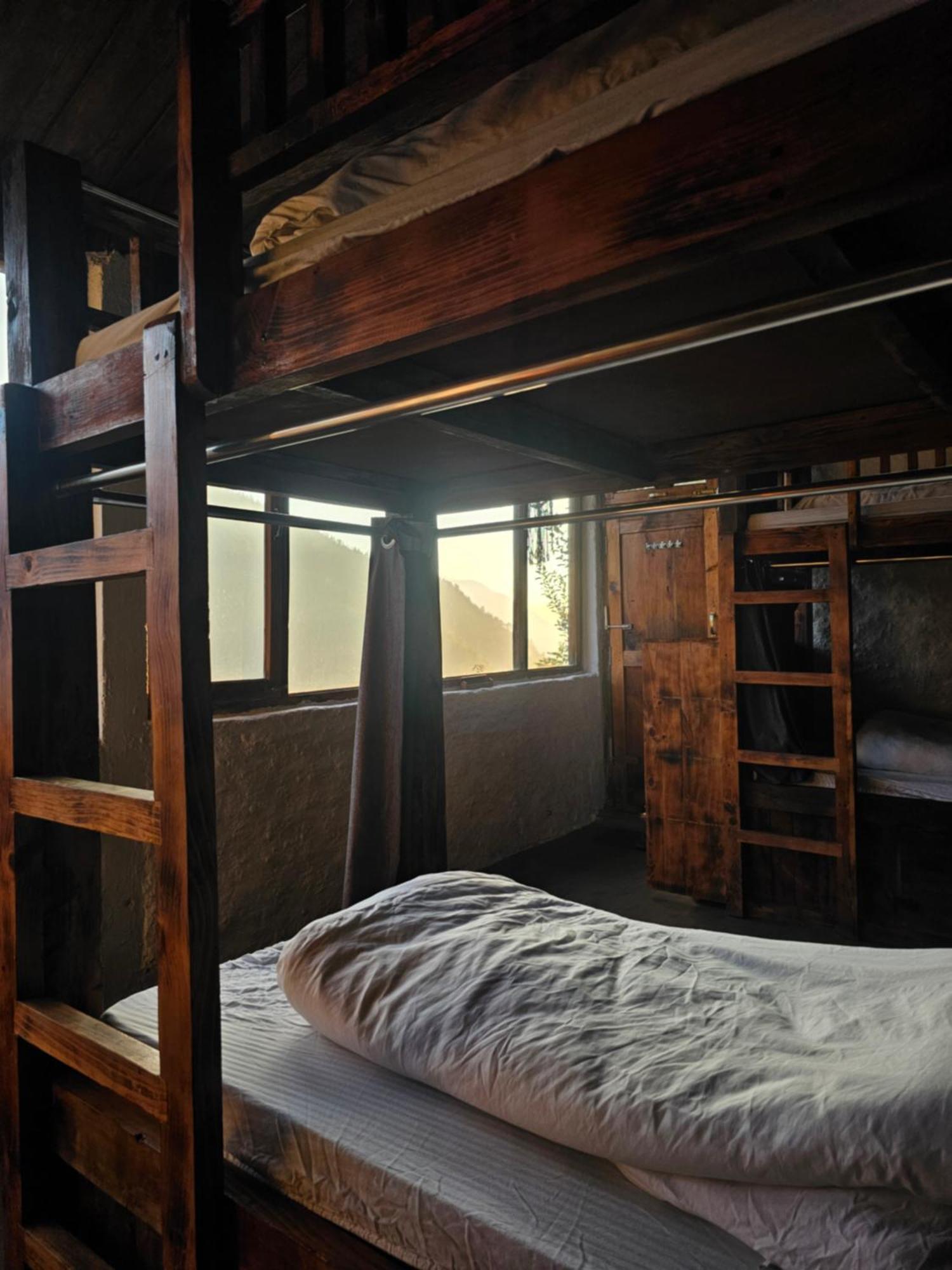 Parvatis Lap Luxury Hostel & Camps Kasol Exterior foto